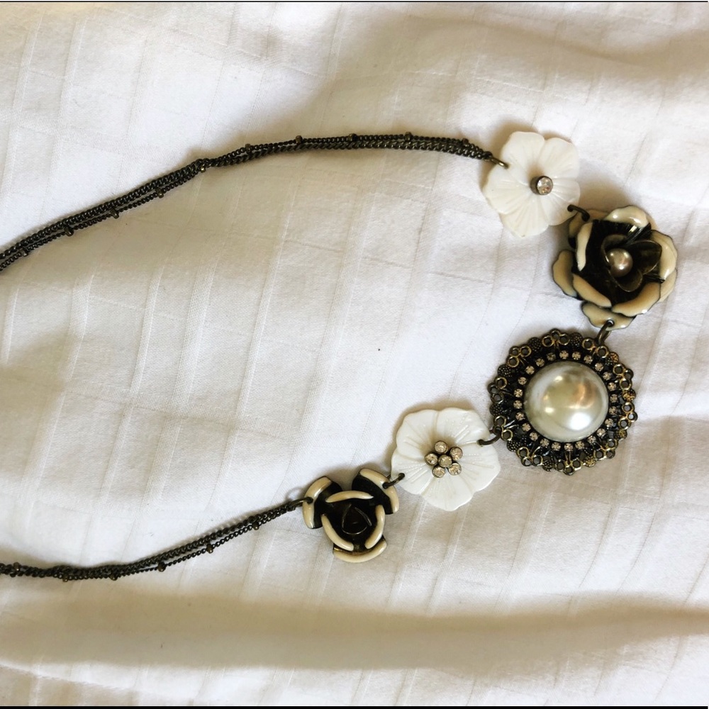 Park Lane flower necklace